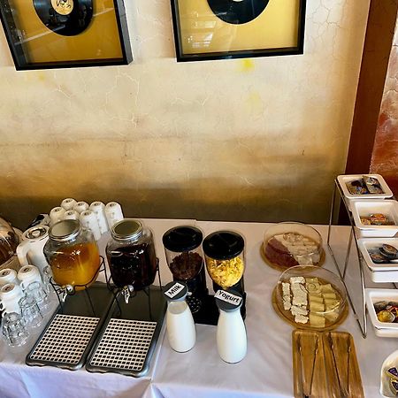 Mr.I Boutique Hotel & Bar オフリド エクステリア 写真