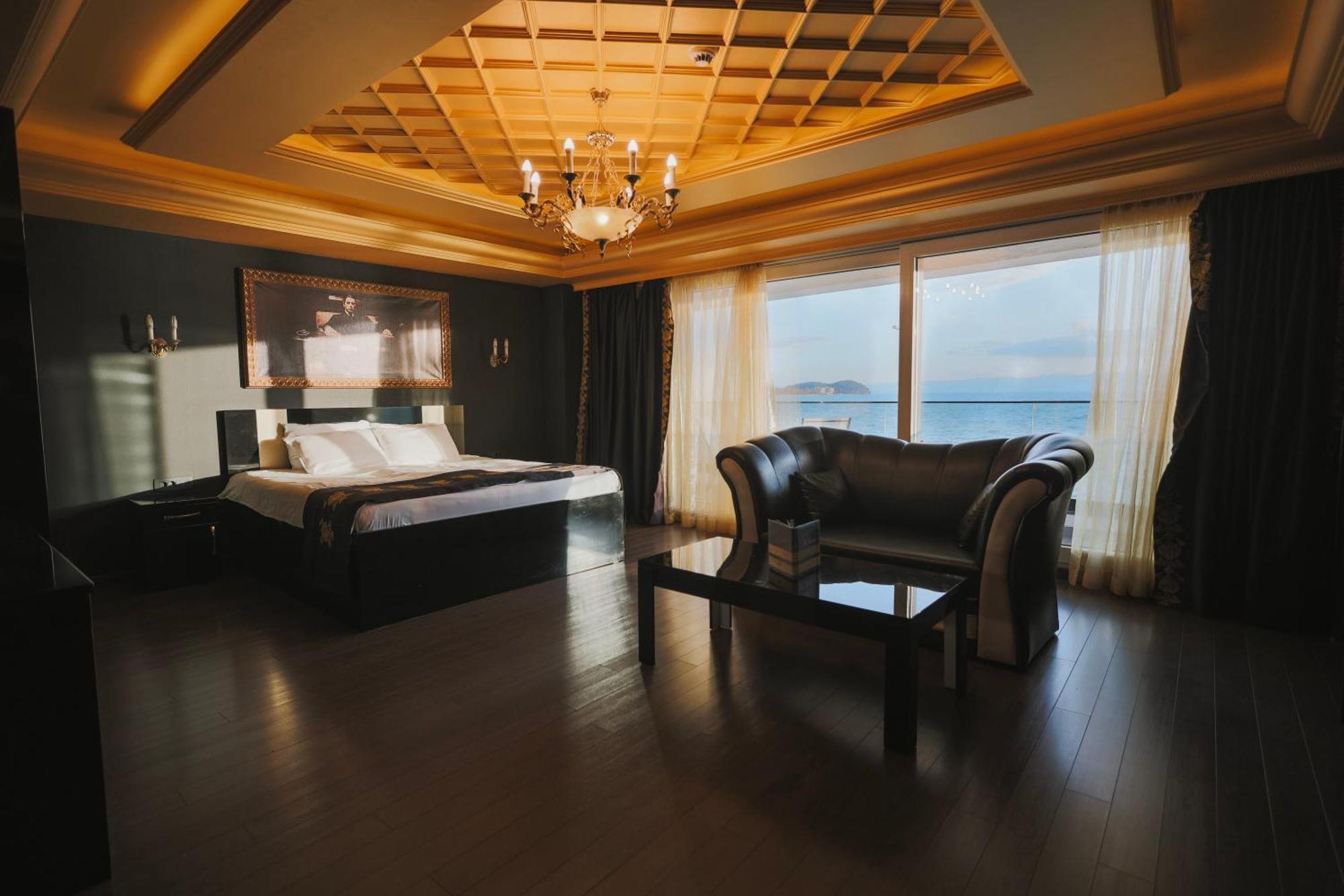 Mr.I Boutique Hotel & Bar オフリド エクステリア 写真
